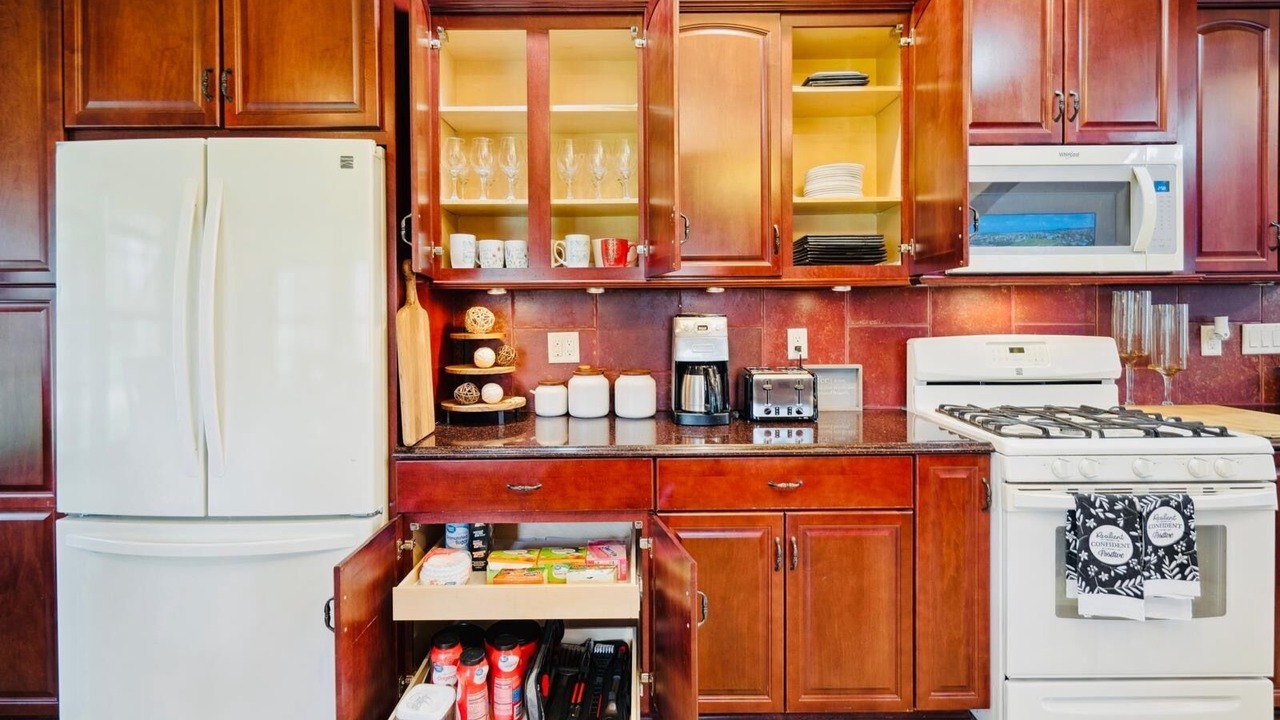 Photo of Kitchen in Greater South Side