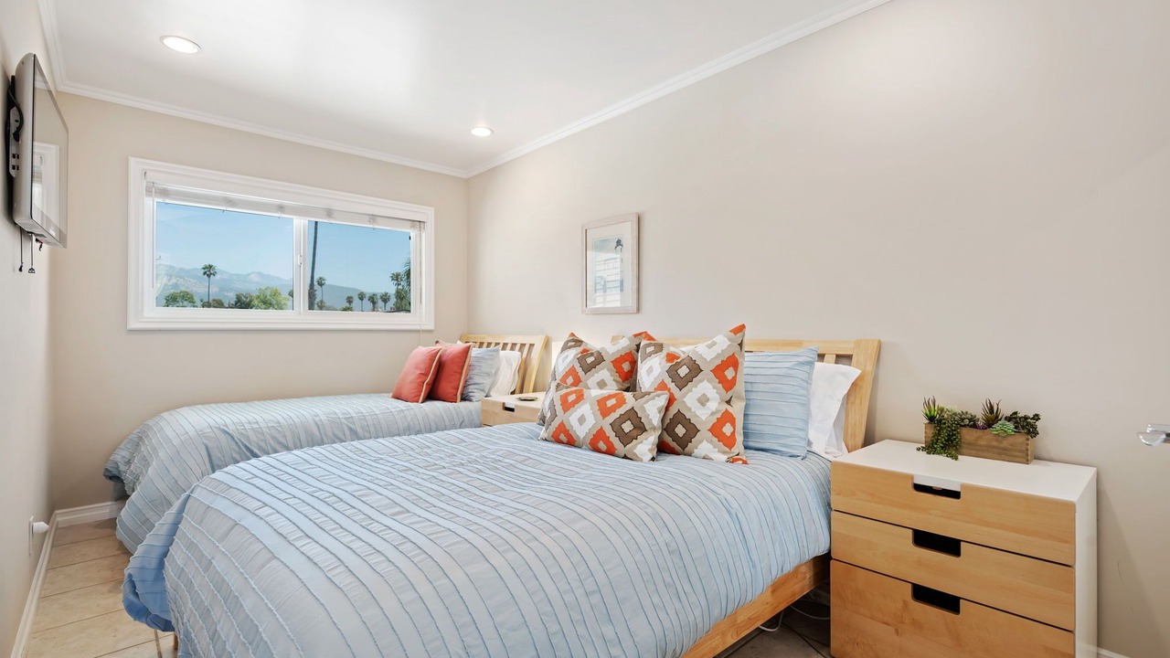 Photo of Bedroom in Carpinteria