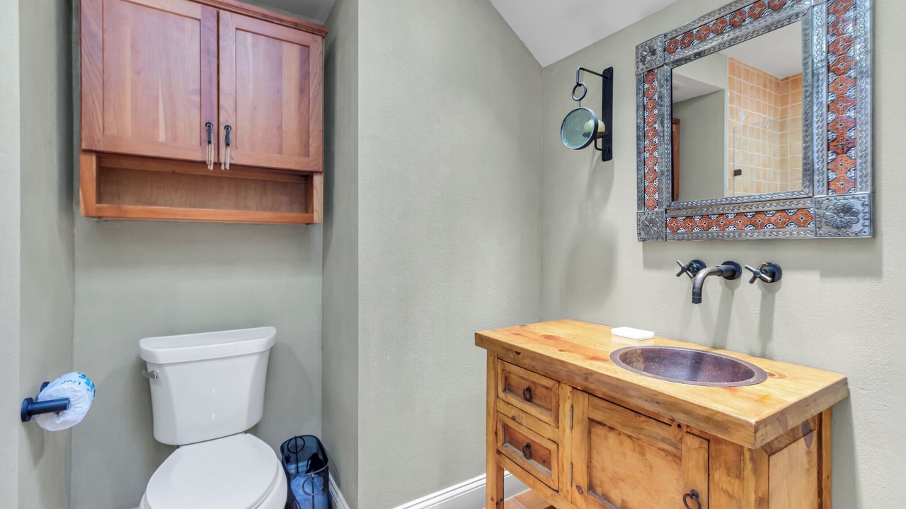 Photo of Bathroom in Beach Lagoon