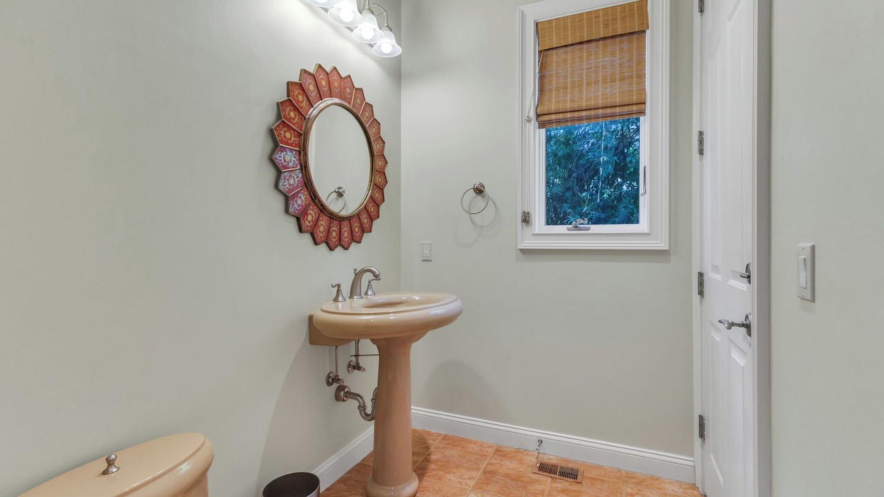 Photo of Bathroom in Beach Lagoon