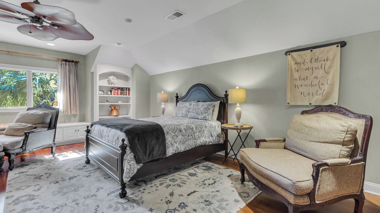Photo of Bedroom in Beach Lagoon