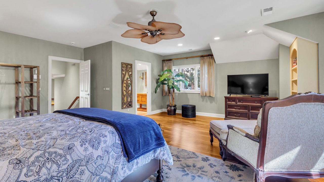 Photo of Bedroom in Beach Lagoon