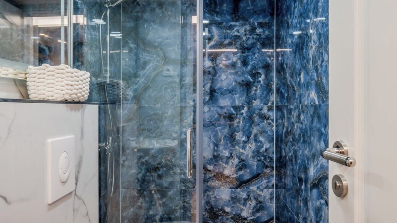 Photo of Bathroom in West Berlin Centre
