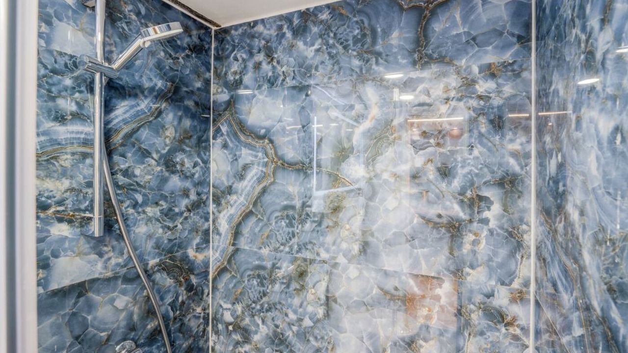 Photo of Bathroom in West Berlin Centre