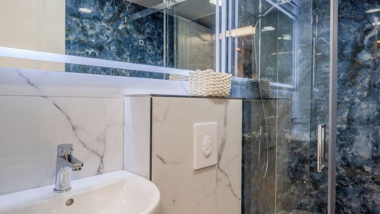 Photo of Bathroom in West Berlin Centre