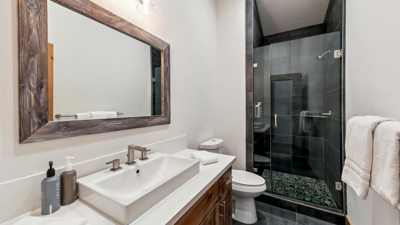 Photo of Bathroom in North Upper Truckee