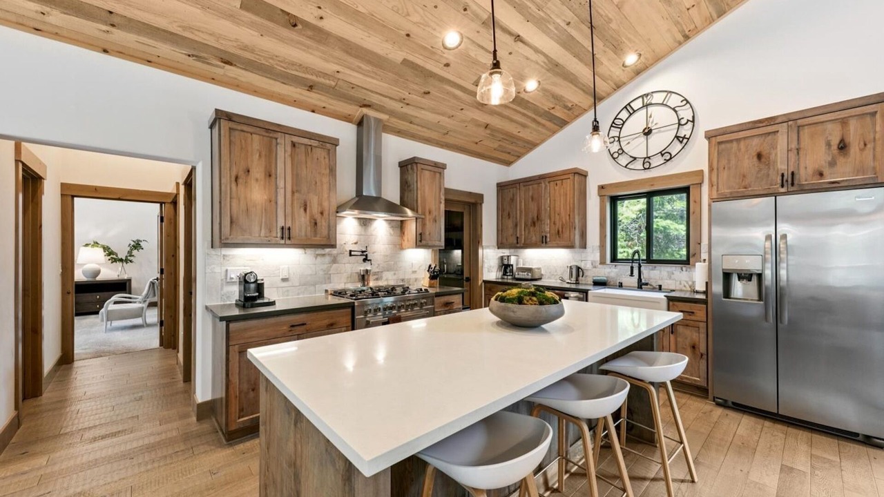 Photo of Kitchen in North Upper Truckee
