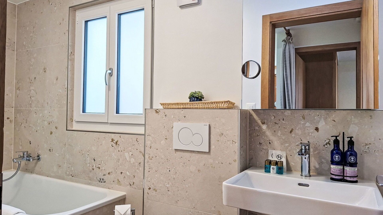 Photo of Bathroom in Sundlauenen
