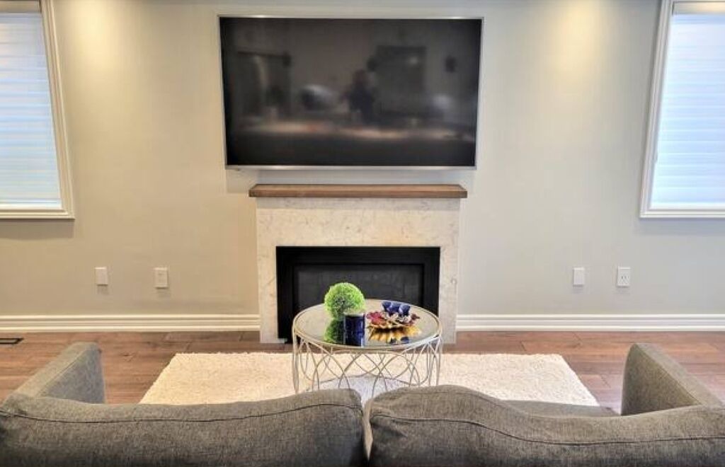 Photo of Livingroom in Elder Mills