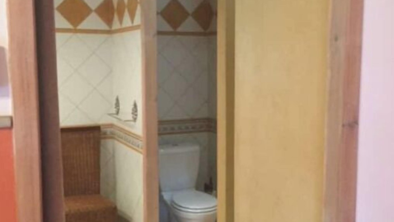 Photo of Bathroom in Nalliers