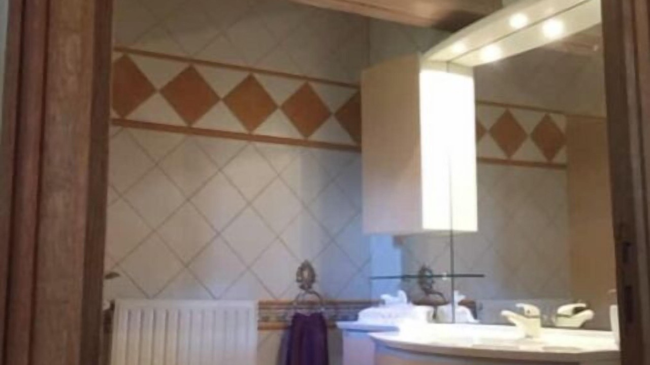 Photo of Bathroom in Nalliers