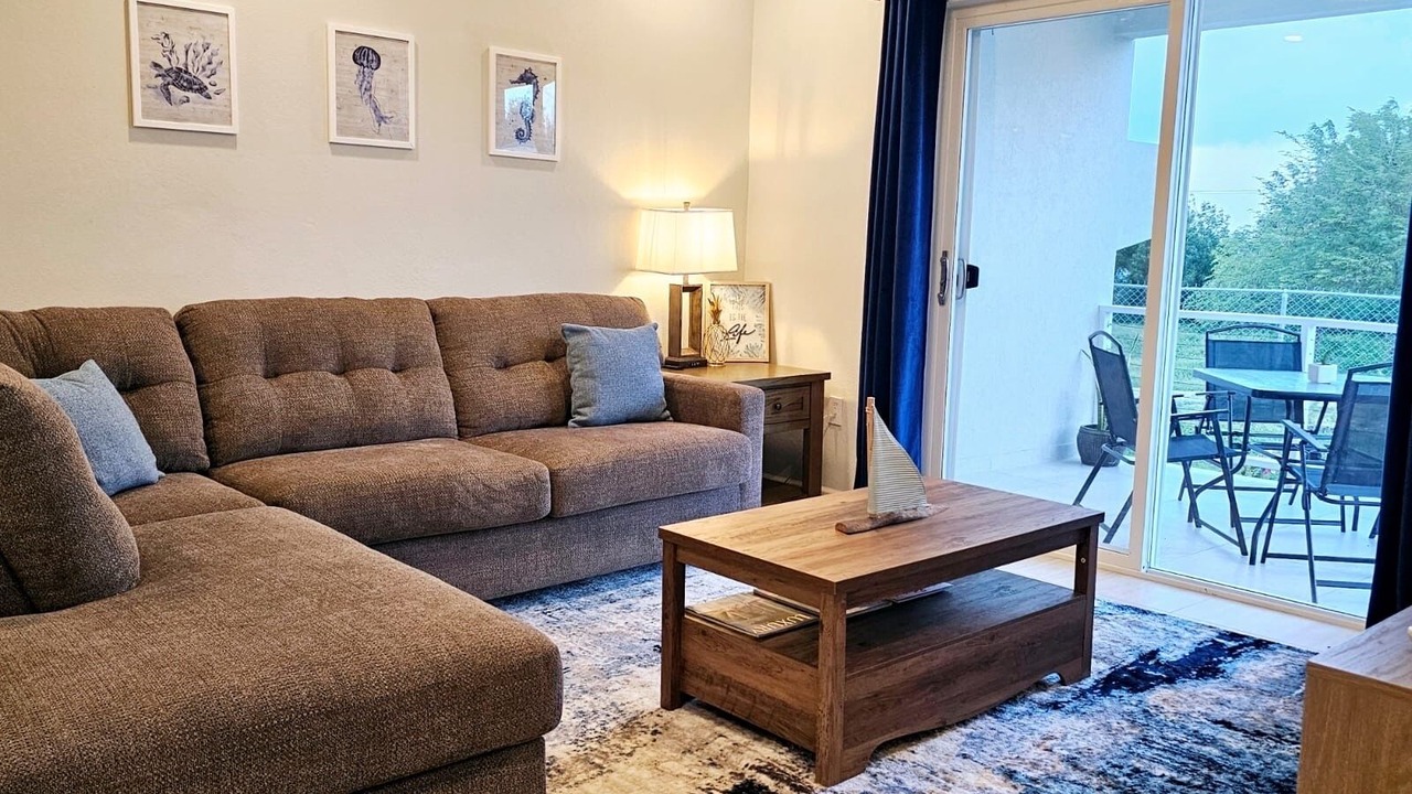 Photo of Livingroom in Dickenson Bay