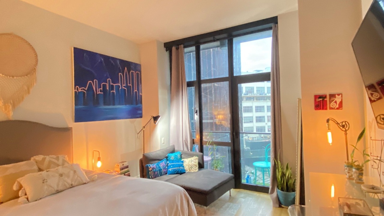 Photo of Bedroom in Hunters Point