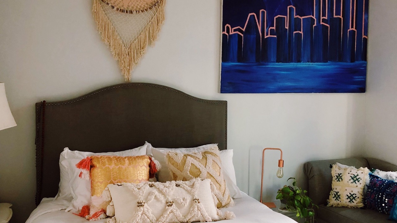 Photo of Bedroom in Hunters Point