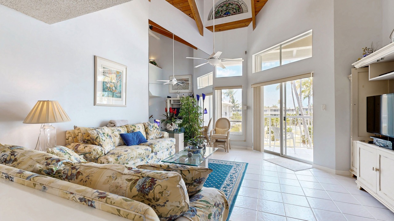 Photo of Livingroom in Layton