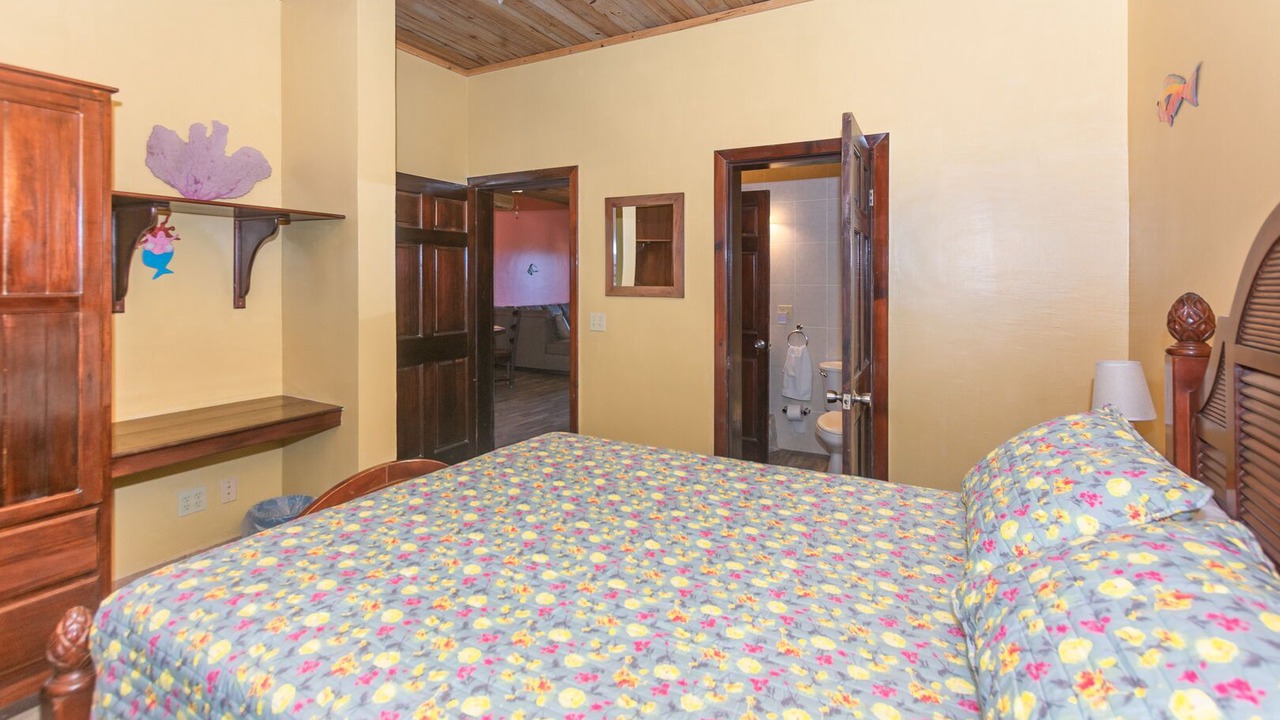 Photo of Bedroom in West End