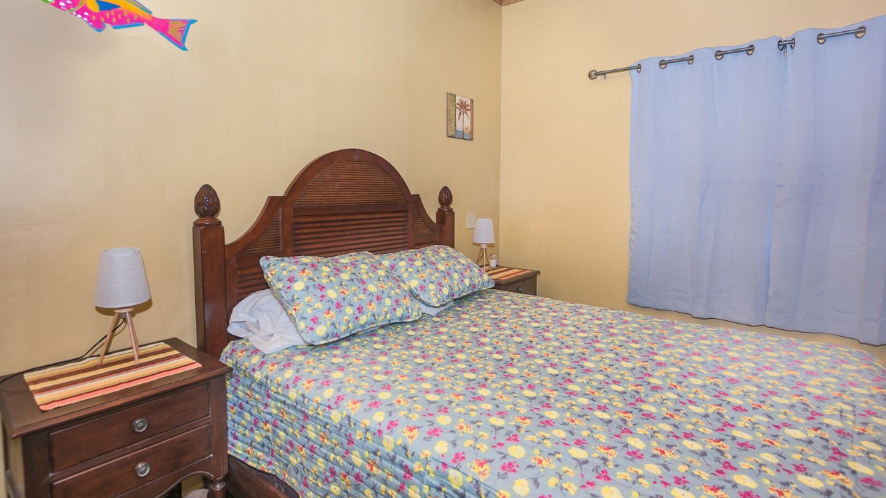 Photo of Bedroom in West End