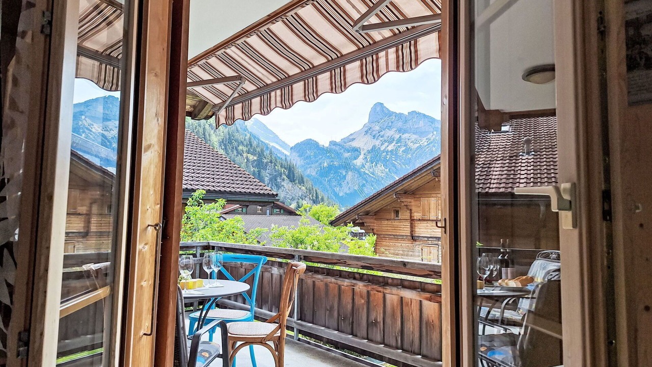 Photo of Patio Balcony in Kandersteg