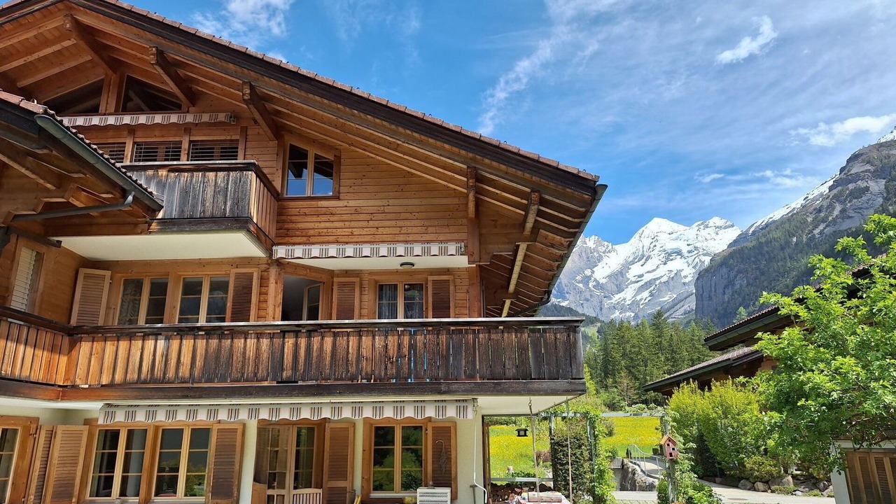Photo of Patio Balcony in Kandersteg