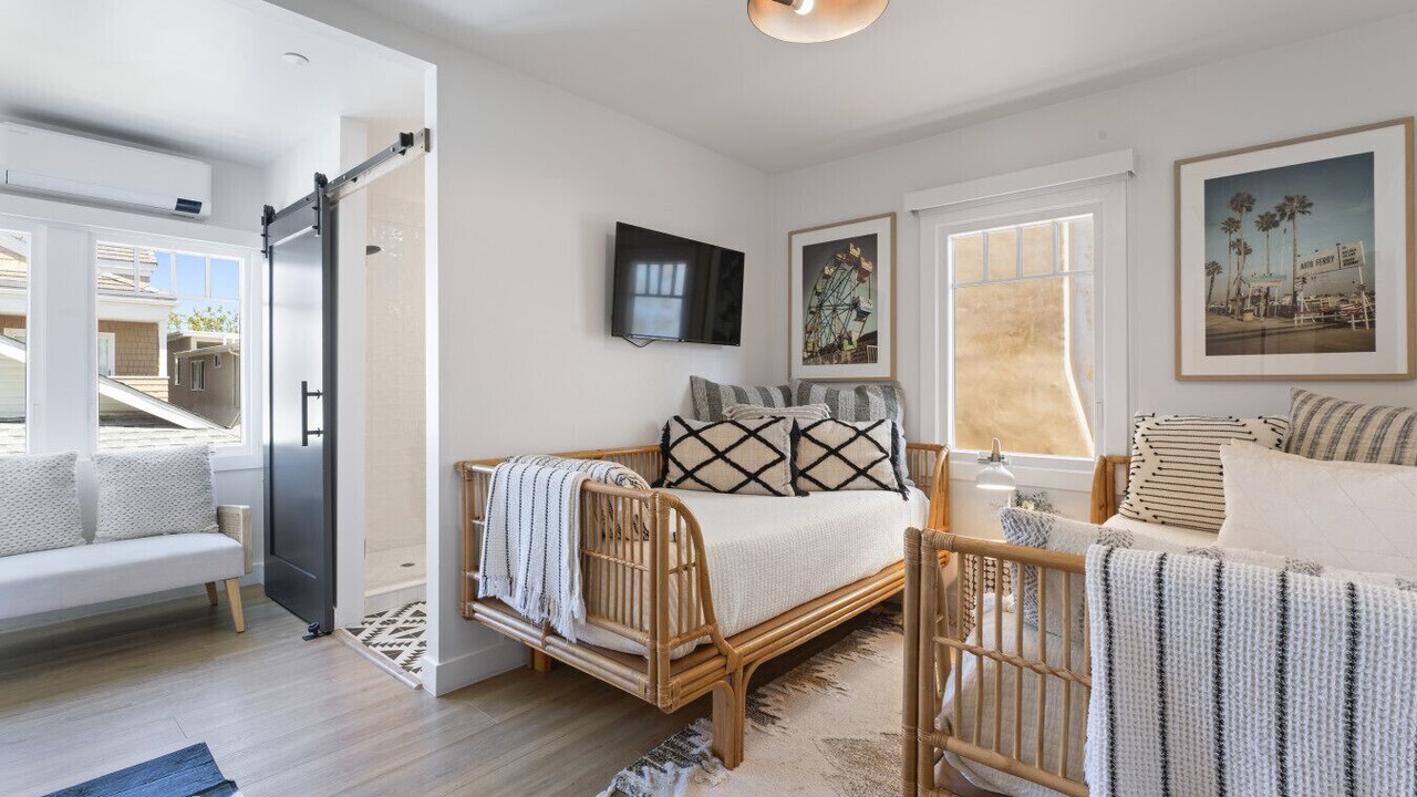 Photo of Bedroom in Balboa Island