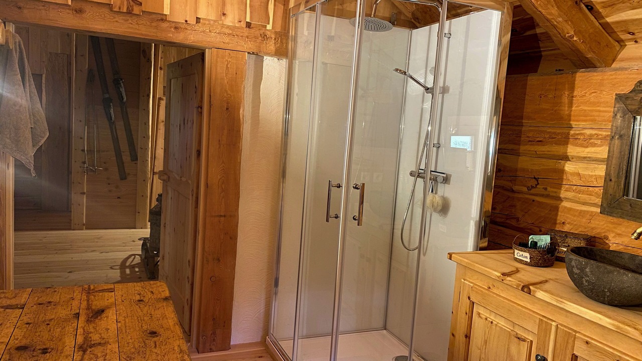 Photo of Bathroom in Les Sagnieres