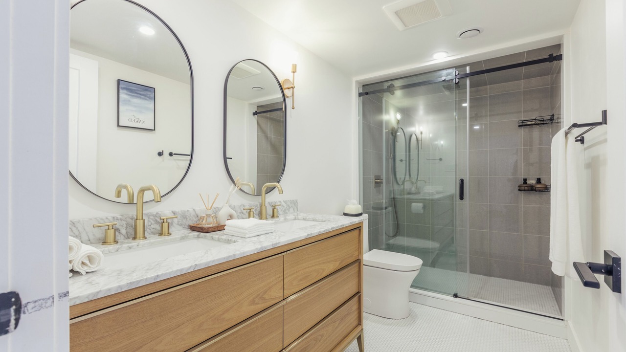 Photo of Bathroom in Eagle Lake