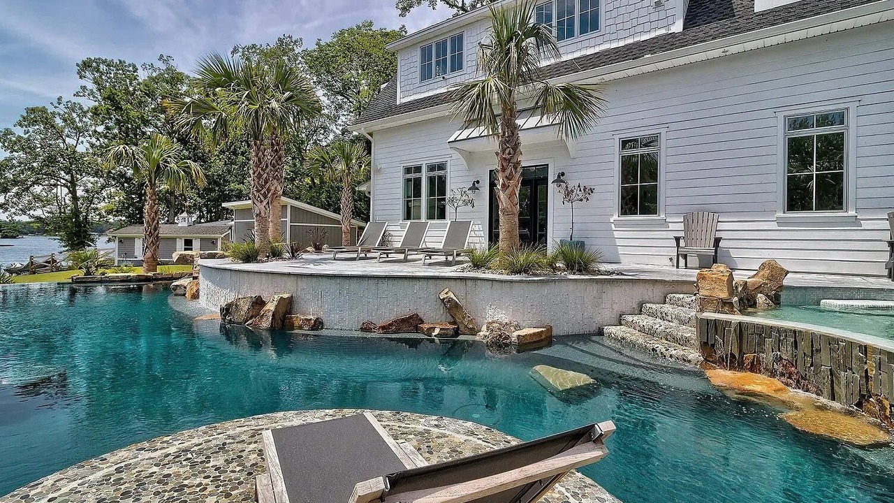 Photo of Outdoor in Chapin