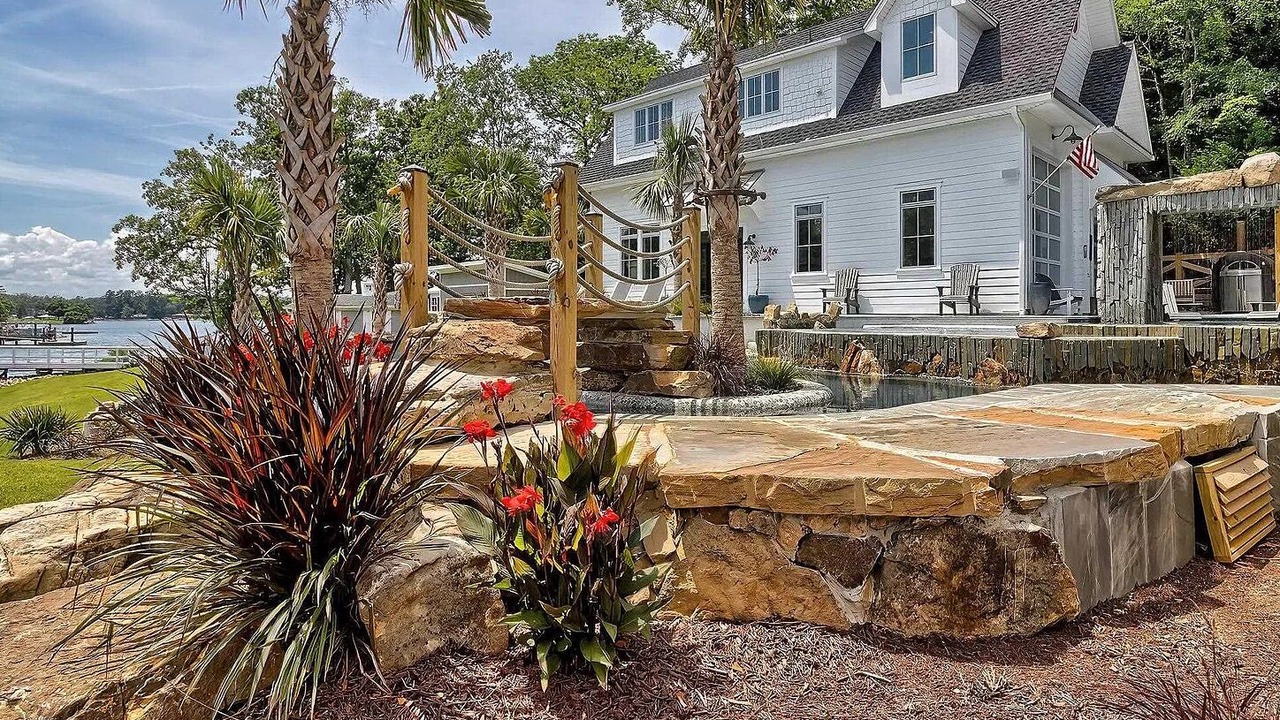 Photo of Outdoor in Chapin