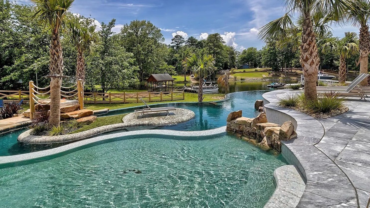 Photo of Outdoor in Chapin
