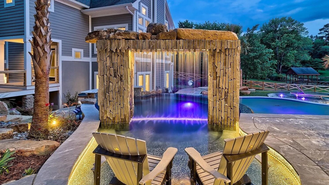 Photo of Outdoor in Chapin