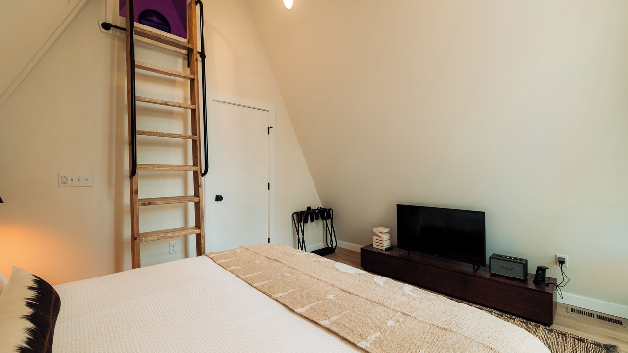 Photo of Bedroom in Tunkhannock Township