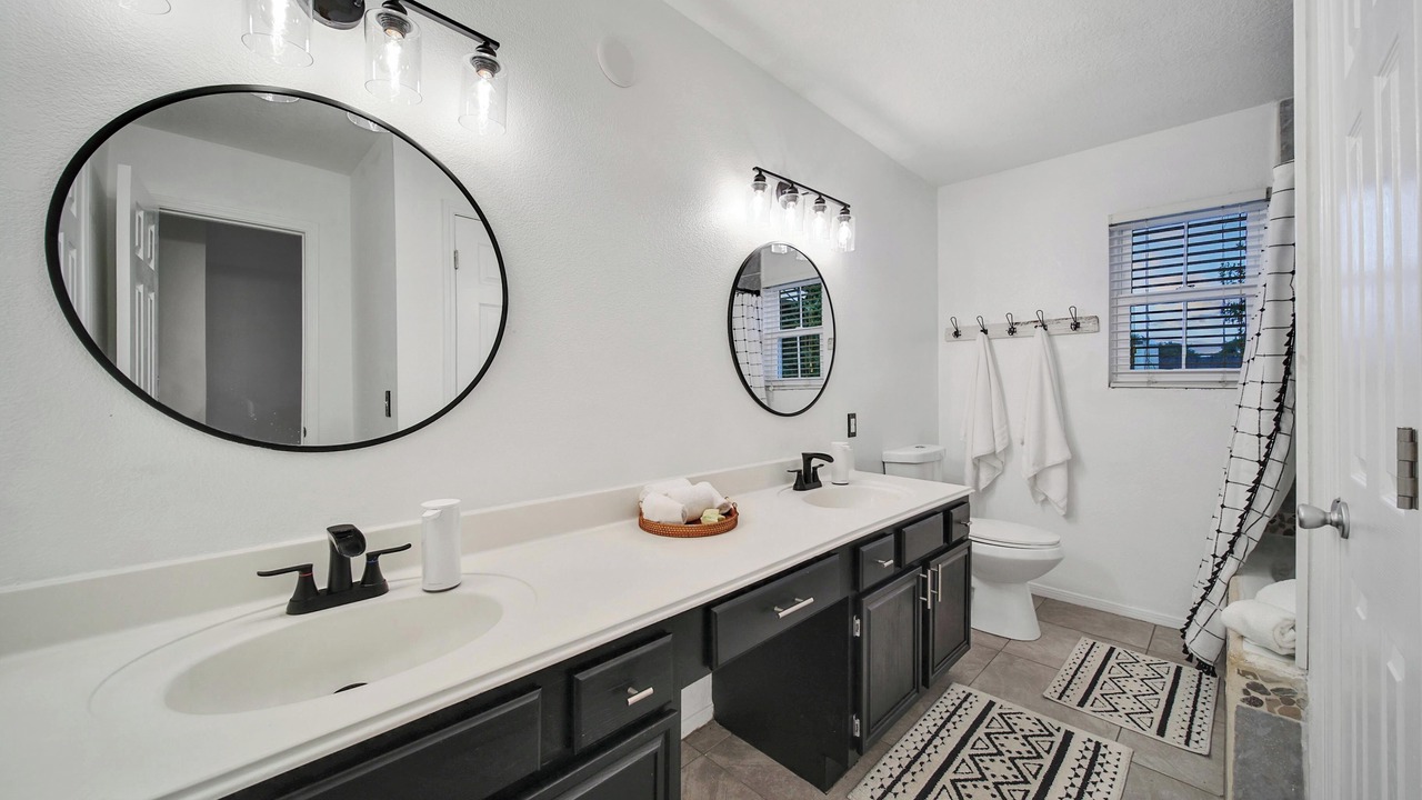 Photo of Bathroom in Barker