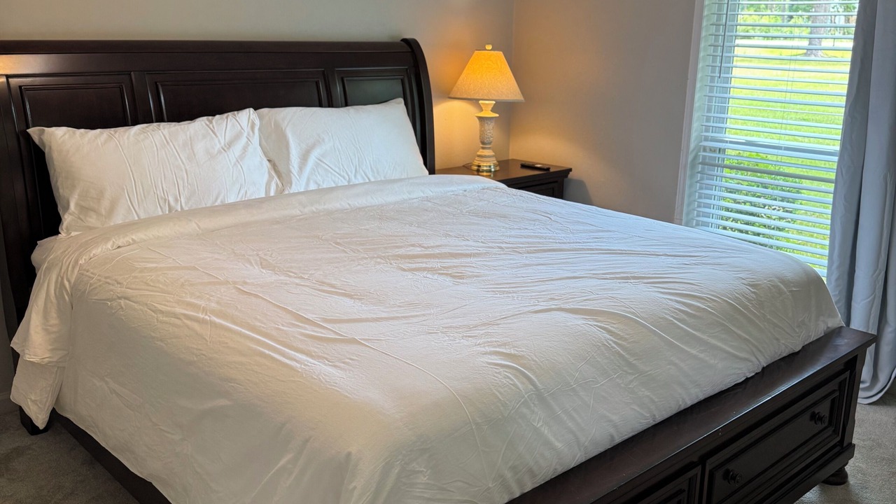 Photo of Bedroom in Theodore