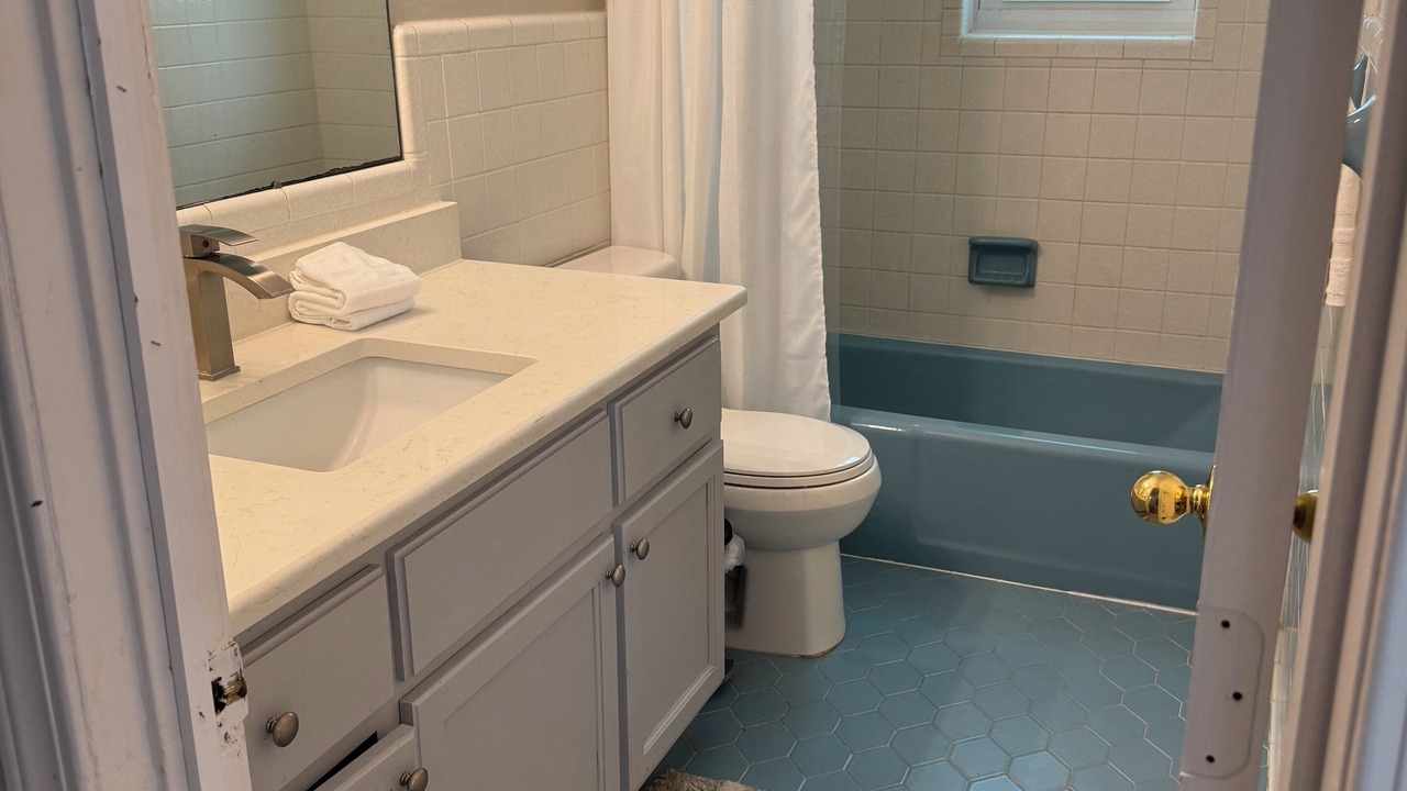 Photo of Bathroom in Theodore