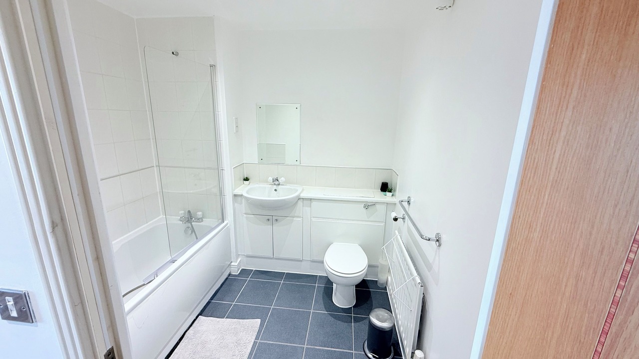 Photo of Bathroom in Royal Docks