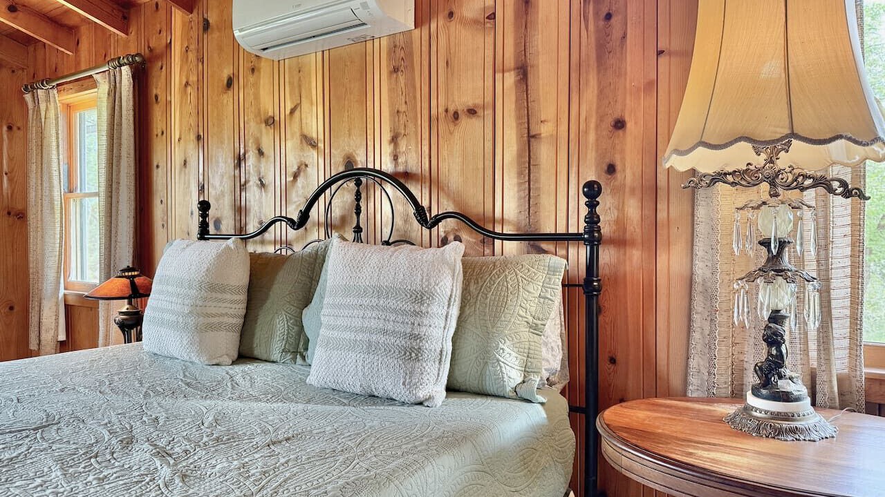Photo of Bedroom in Midpines