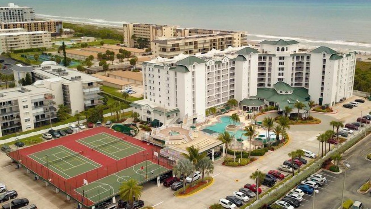 Photo of Others in Cocoa Isles