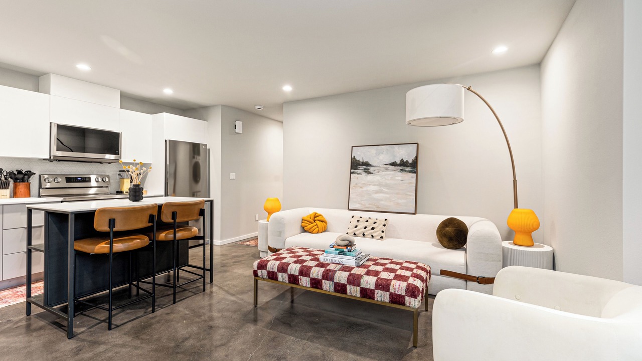 Photo of Livingroom in Old Ballard