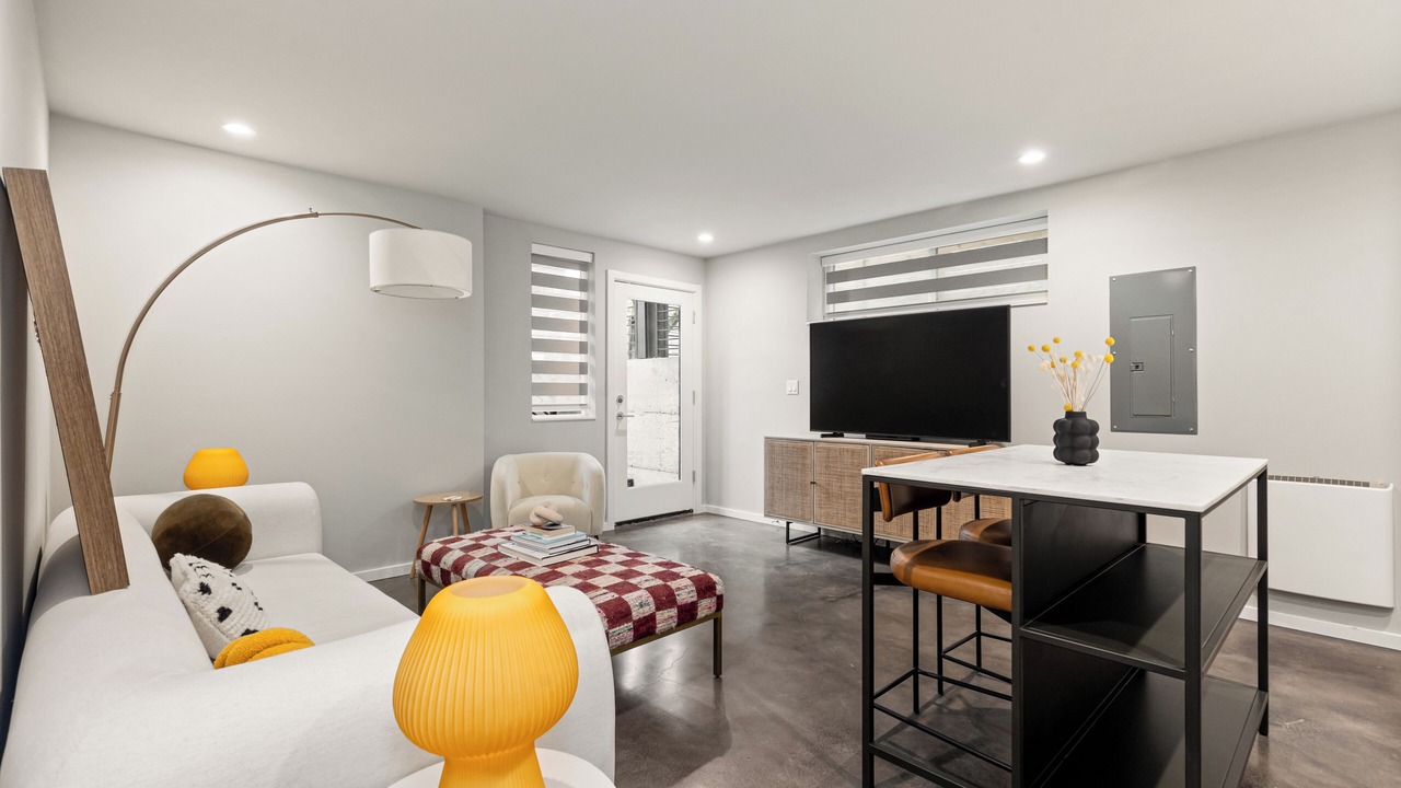 Photo of Livingroom in Old Ballard