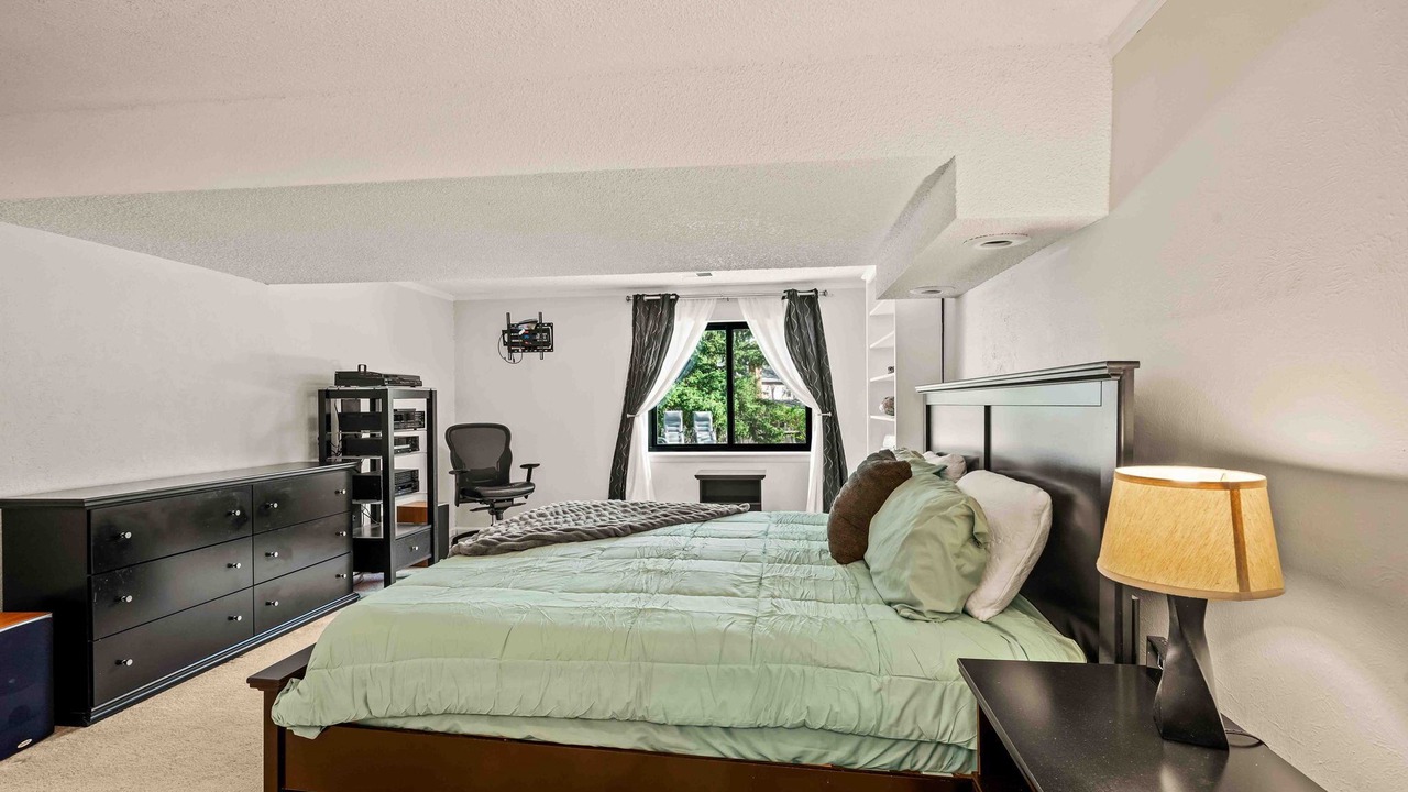 Photo of Bedroom in Oak Park