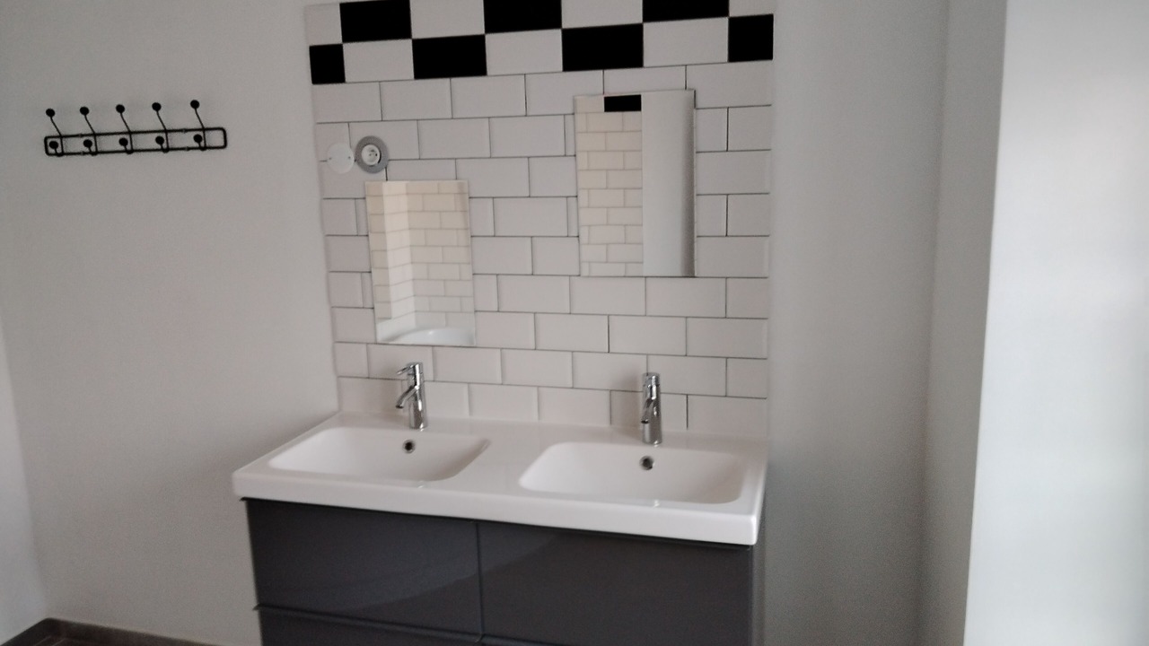Photo of Bathroom in Saints
