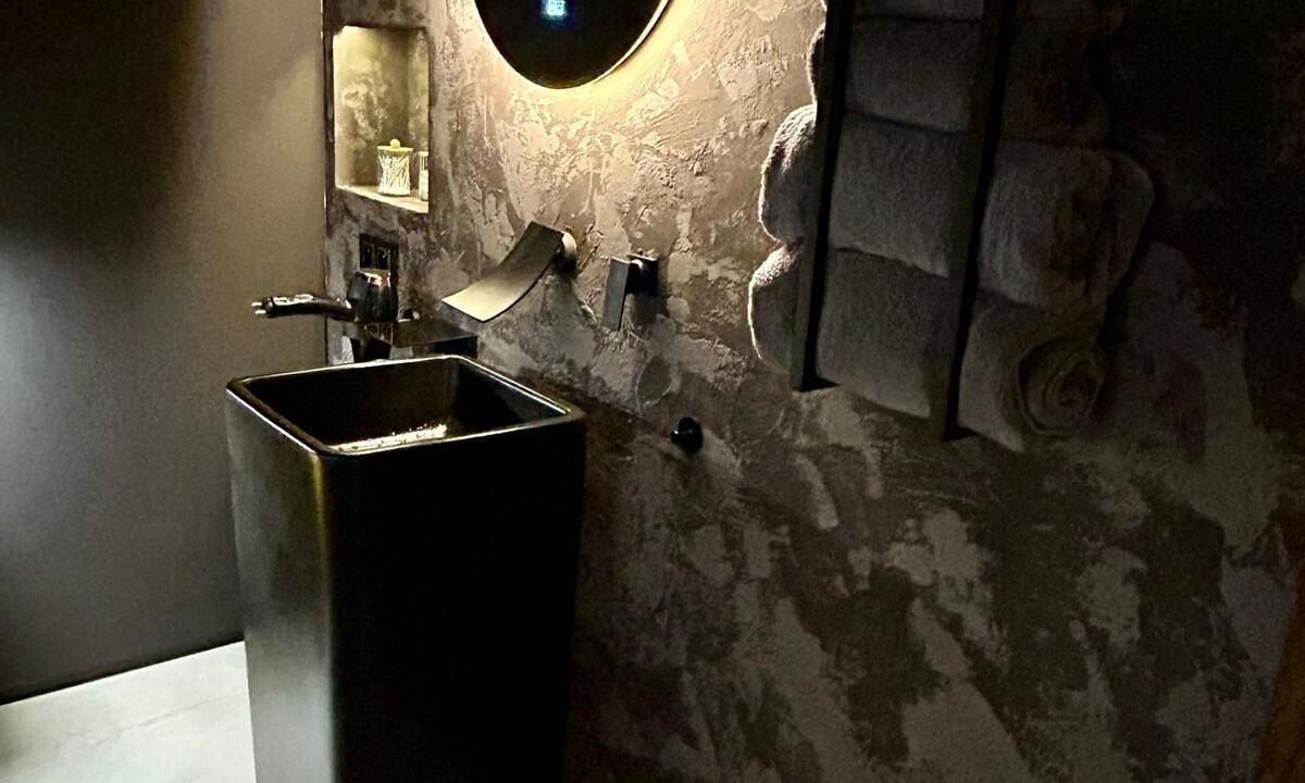 Photo of Bathroom in Hamois