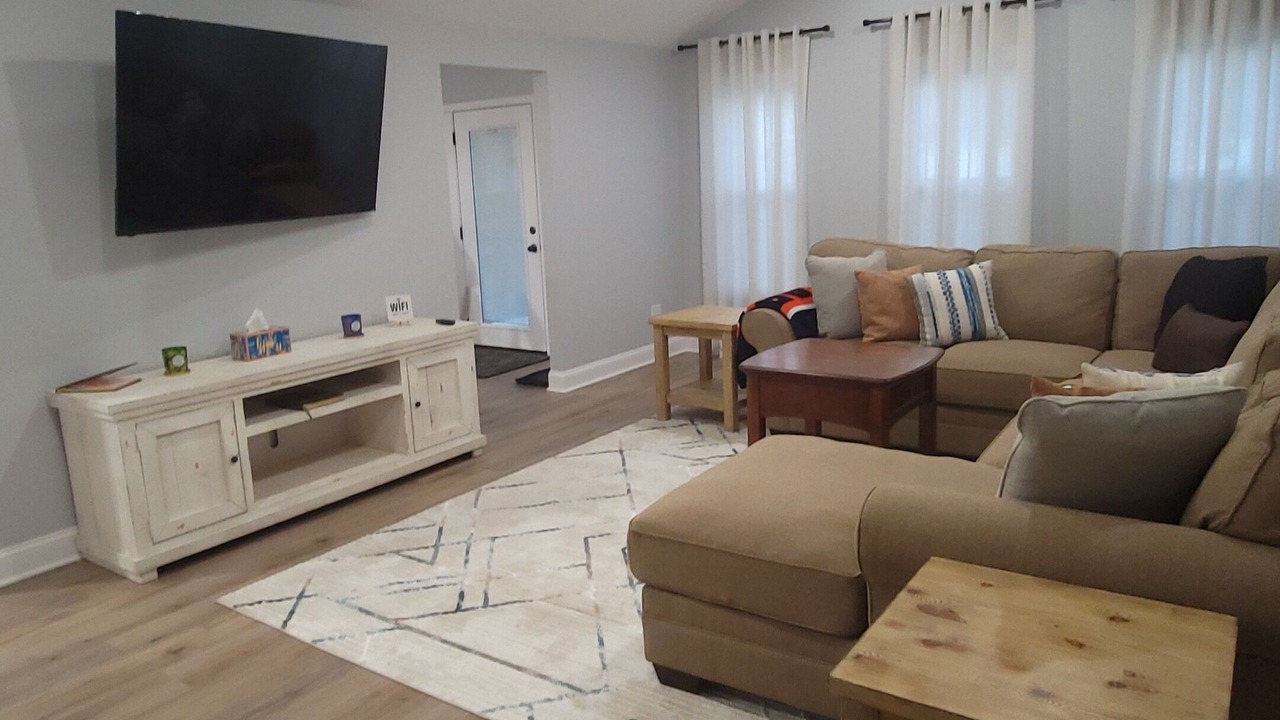Photo of Livingroom in Joliet