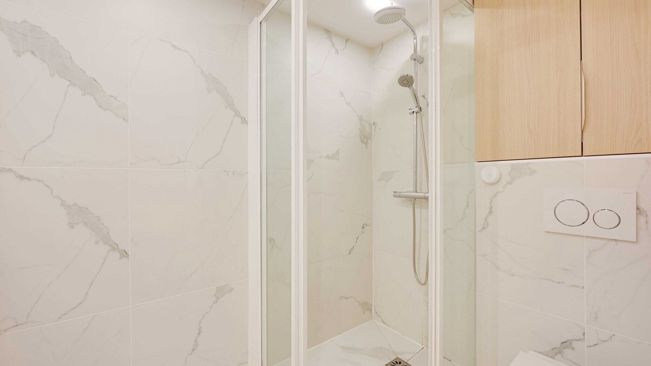 Photo of Bathroom in Quartier de l'Ecole-Militaire