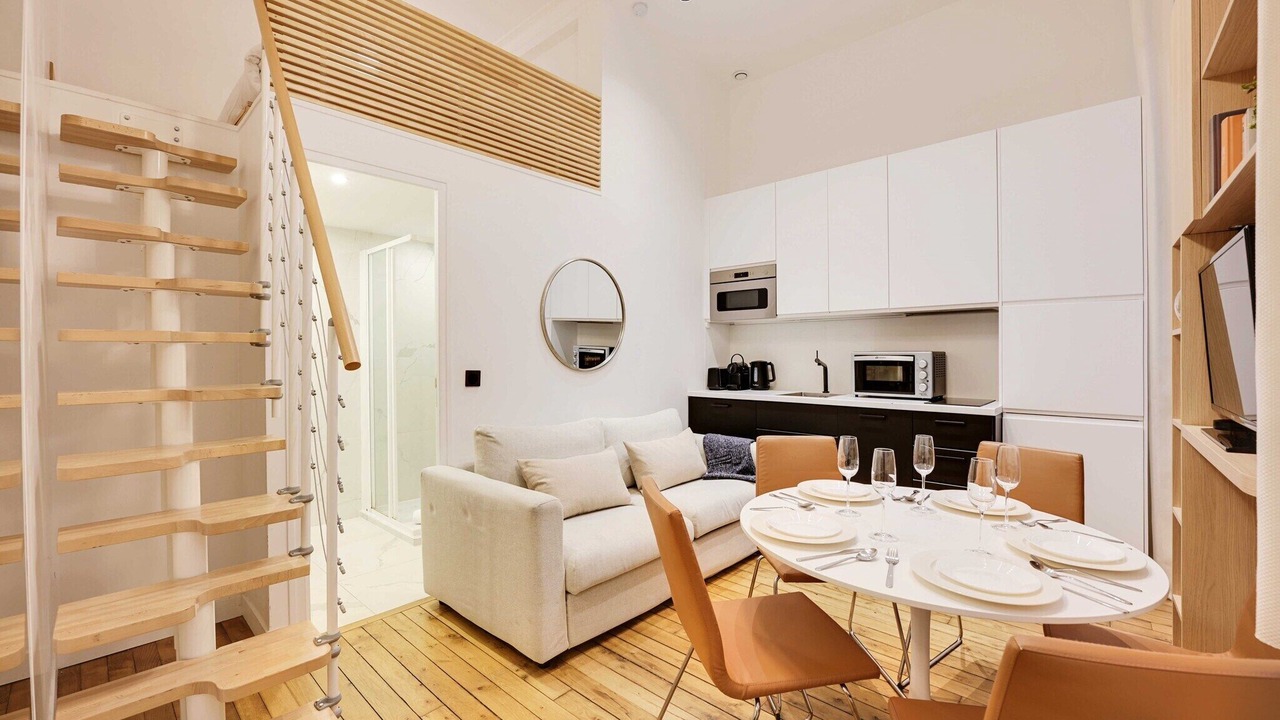 Photo of Livingroom in Quartier de l'Ecole-Militaire