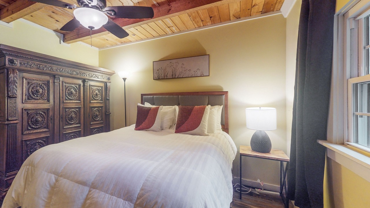 Photo of Bedroom in Ellijay