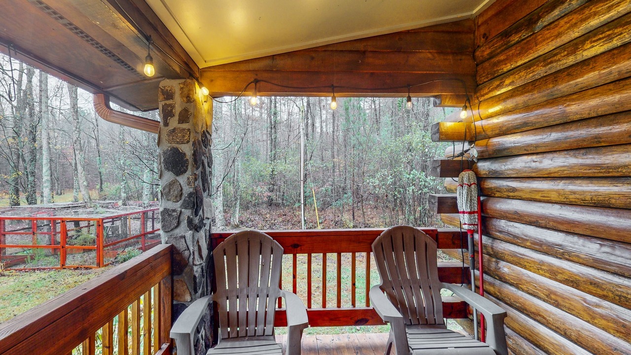 Photo of Patio Balcony in Ellijay