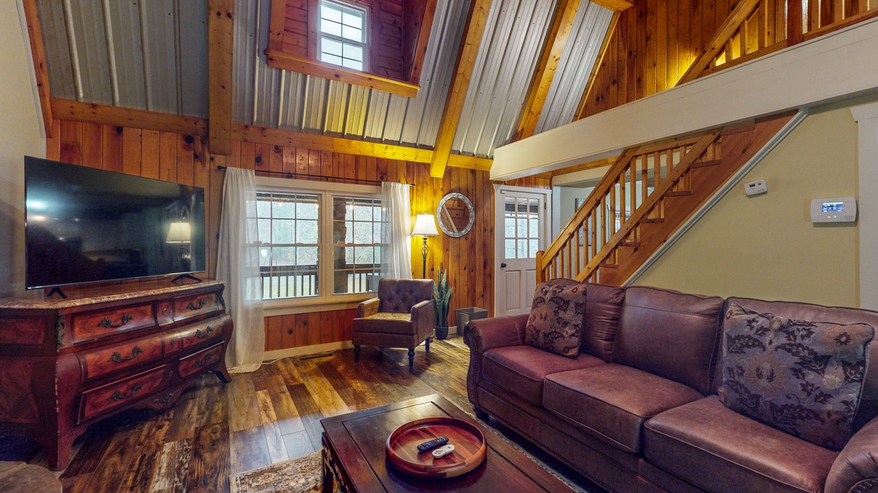 Photo of Livingroom in Ellijay