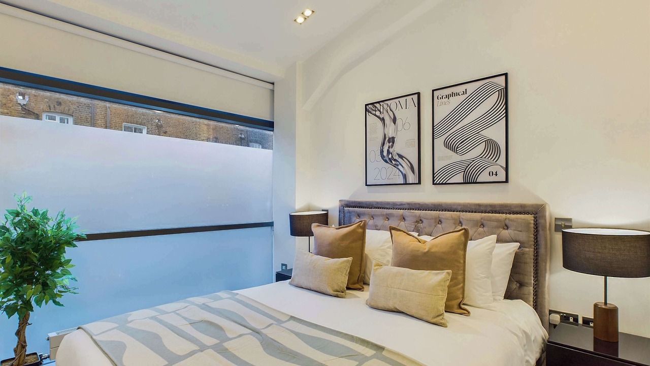 Photo of Bedroom in Belsize Park