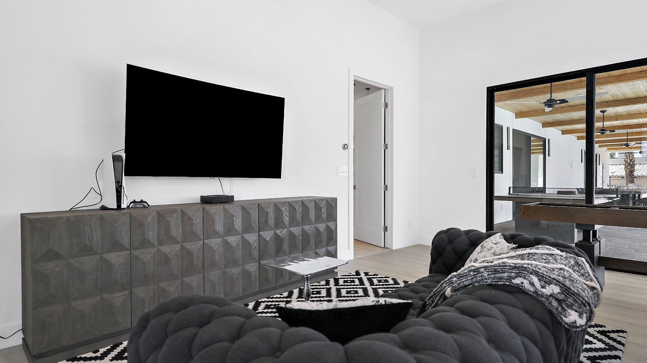 Photo of Livingroom in Bermuda Dunes